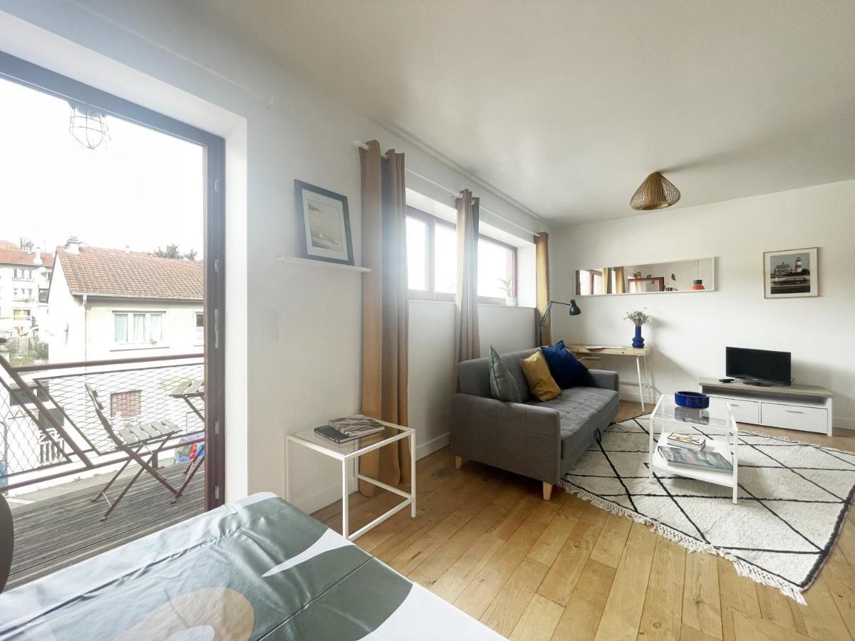 Le Balcon Rouge Apartment Noisy-le-Sec Bagian luar foto